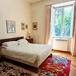 Beautiful 2-Bed Apartment In Roma
