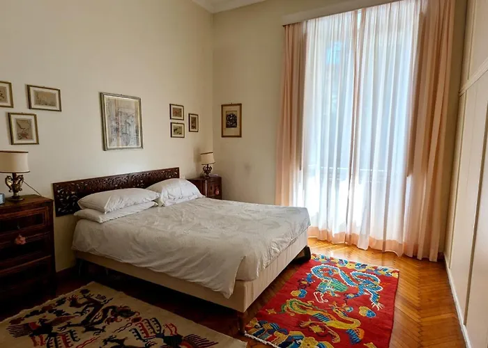 Beautiful 2-Bed Apartment In Roma