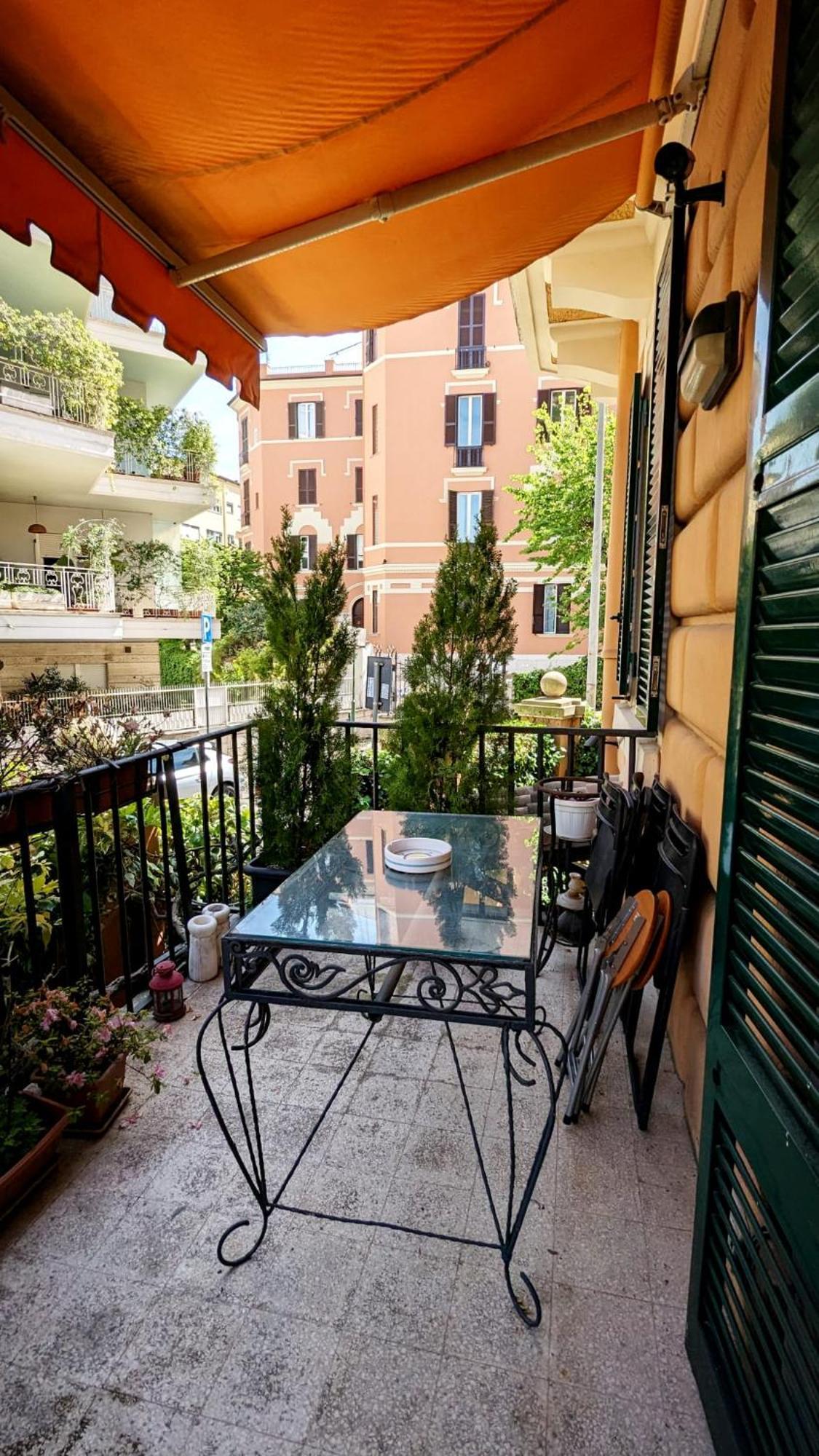 Beautiful 2-bed In * Rome